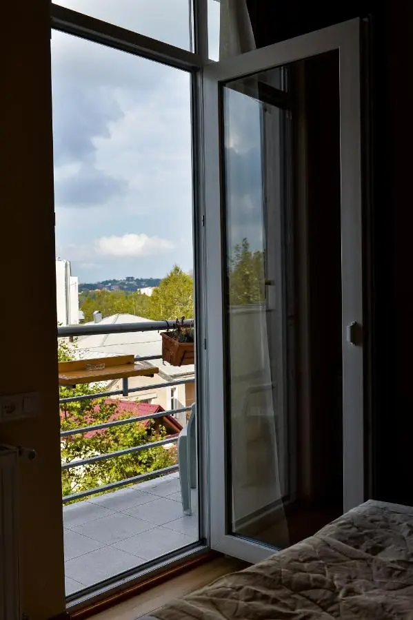 Happy Stay Hotel
