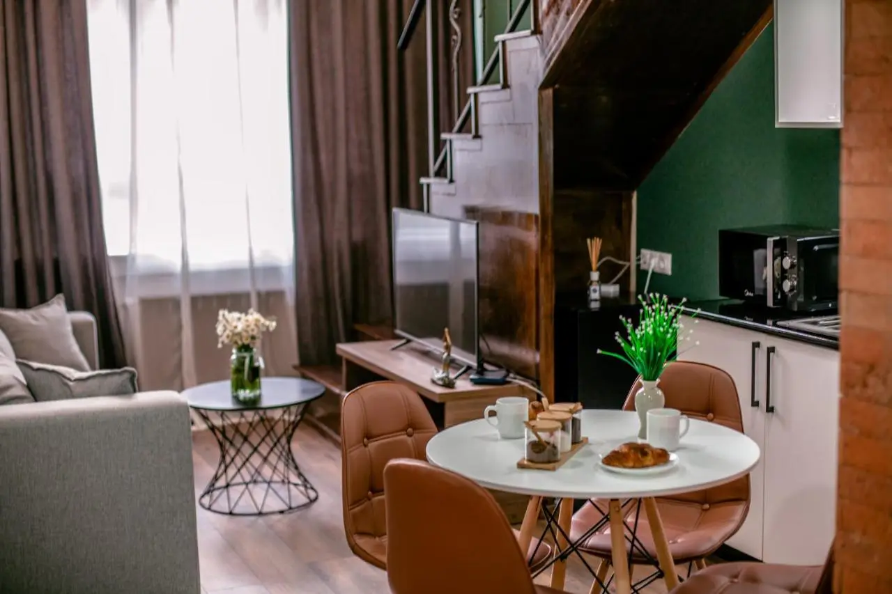Luxury Duplex Studios - City Center
