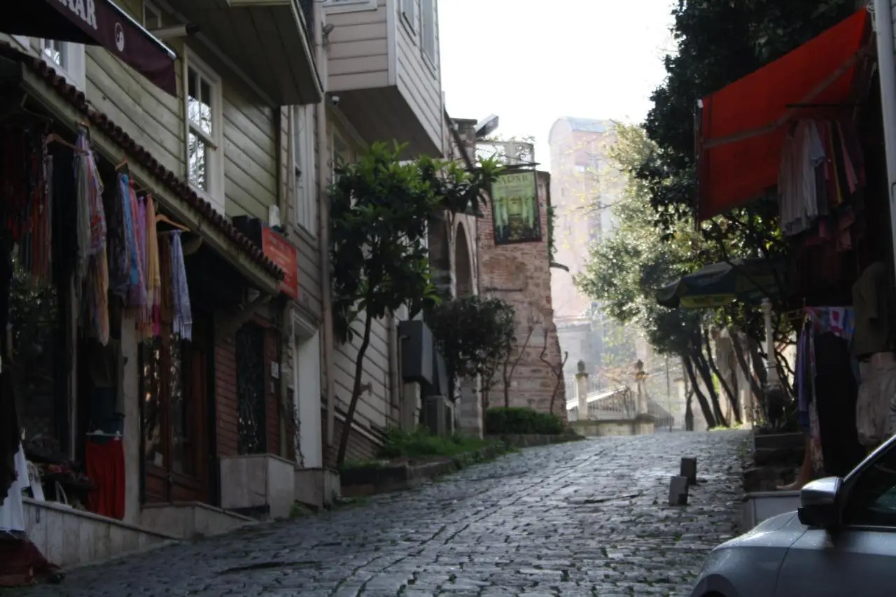 Coskun House