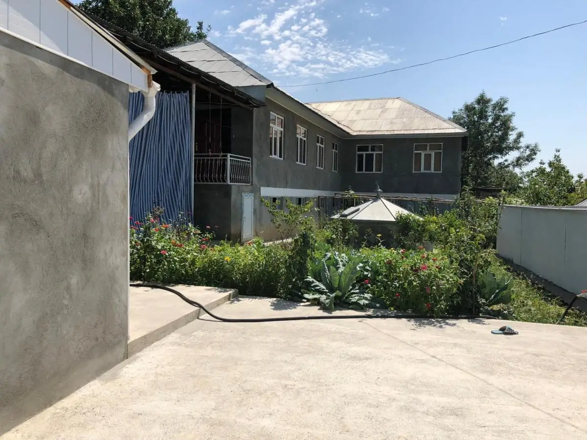 Shaki Host House