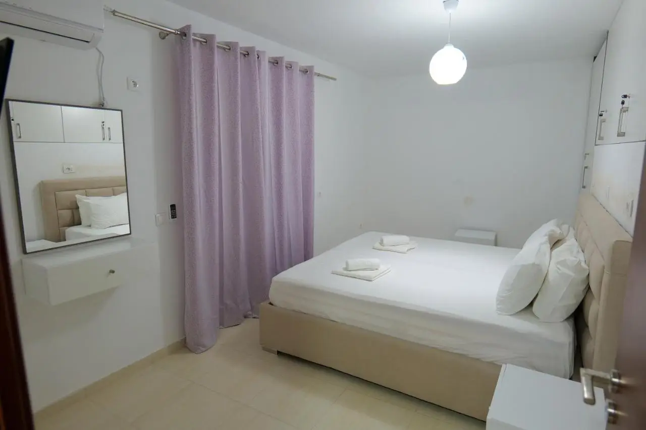 Pink Holiday Sarande