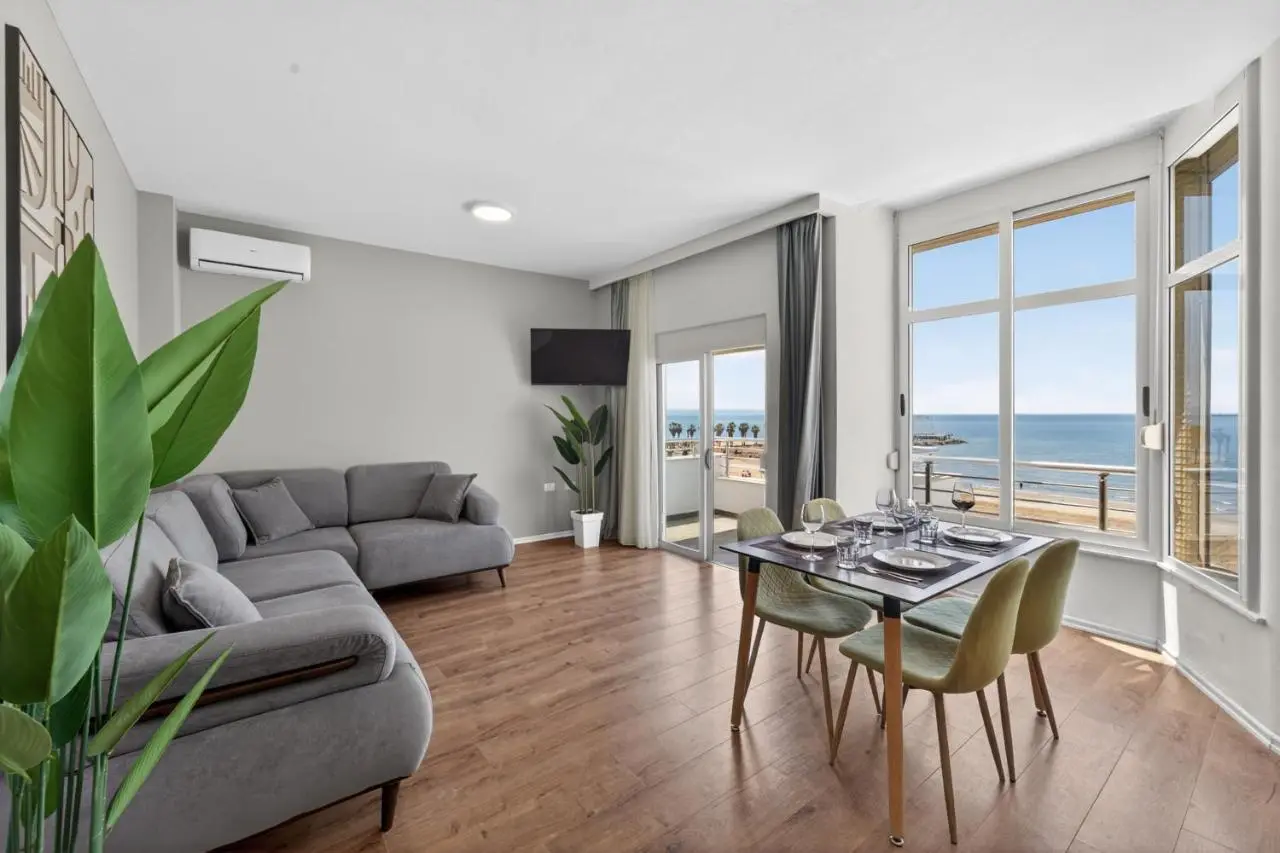 Wave Beachfront Apartments
