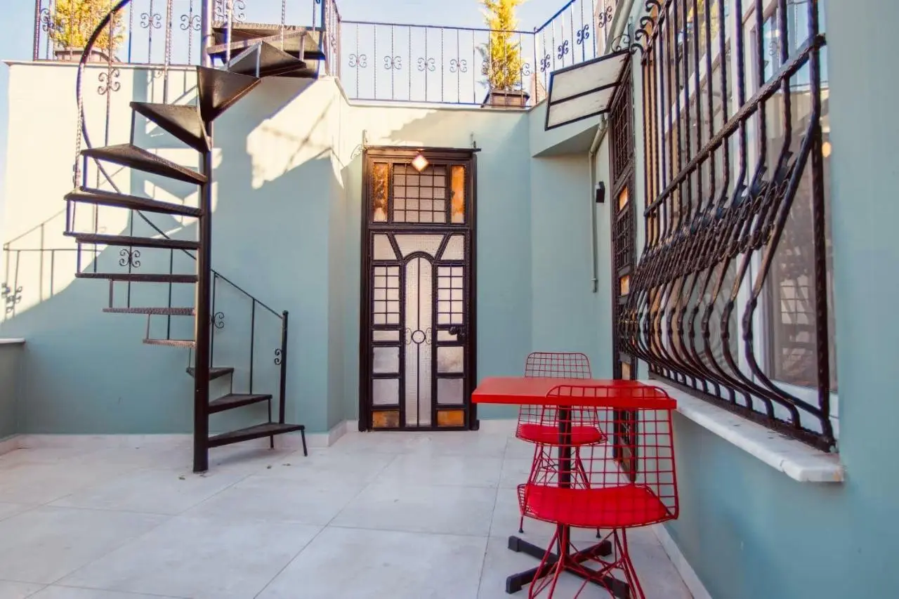 Hodegon Suite Hotel