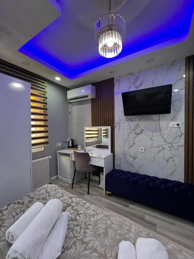 Modena Hotel