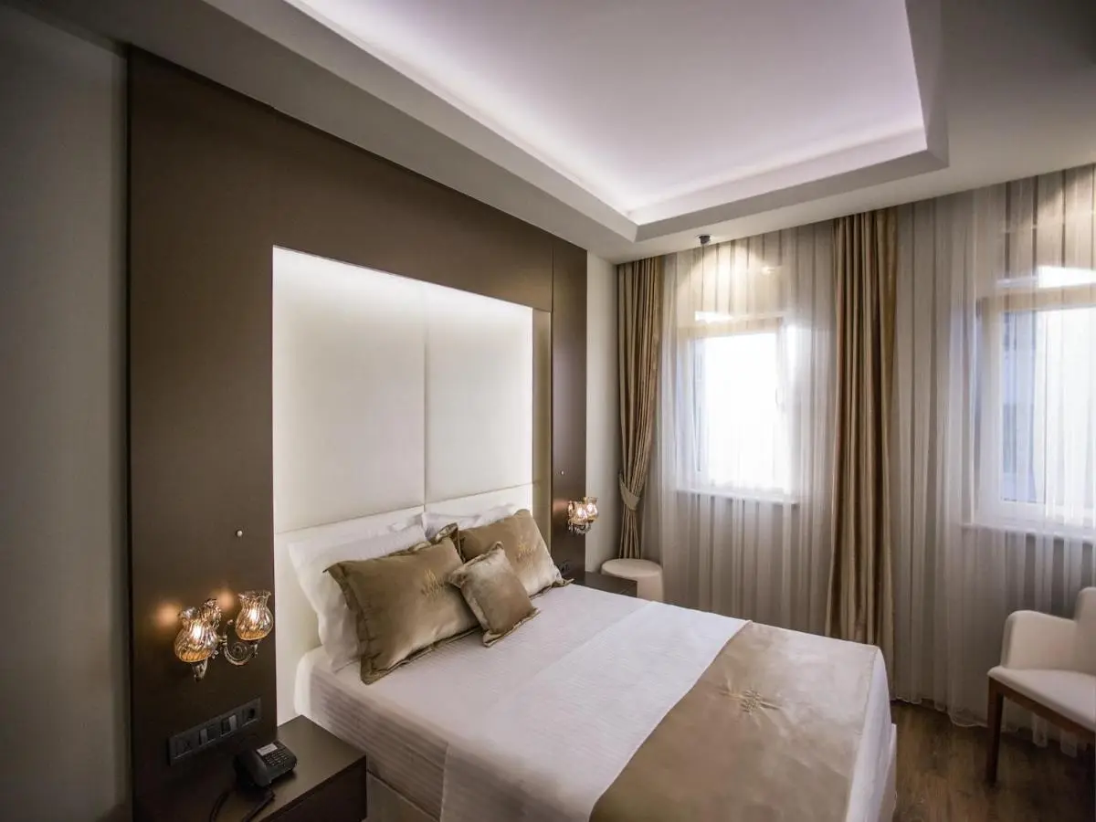 Bonne Sante Hotel