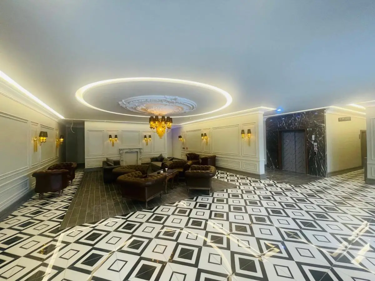 Lala Grand Hotel
