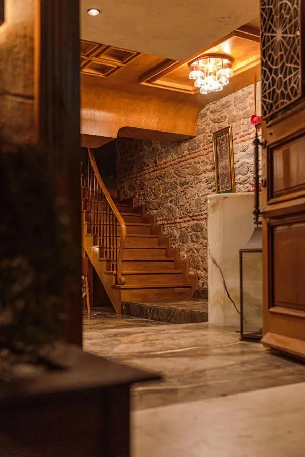 Stone Inn Galata