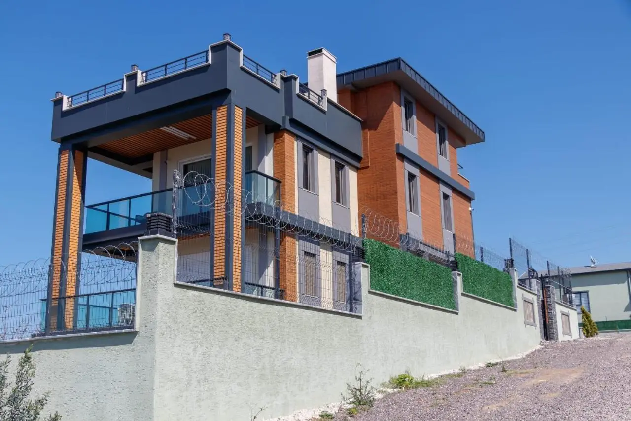 Comfort 4 Bedroom Terrace Villa Yalova sea view