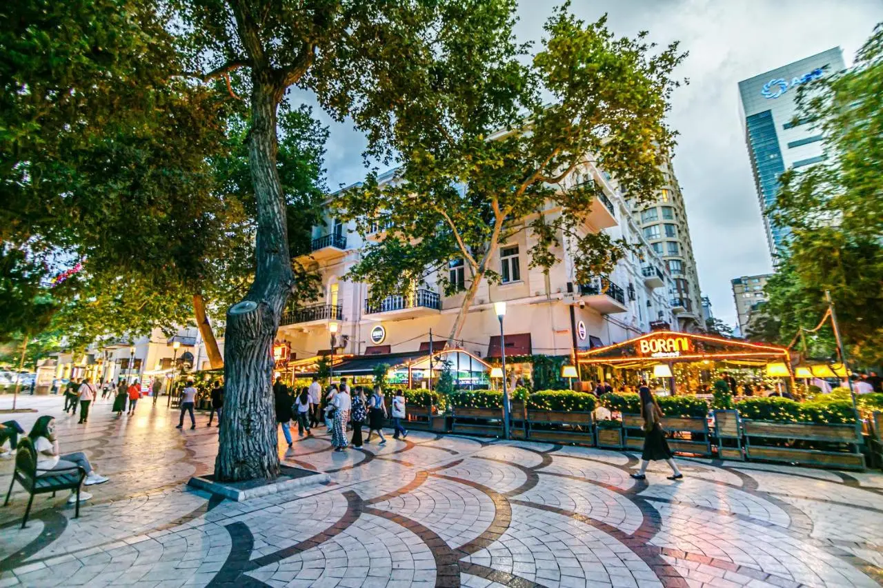 SUNSET Lux Apartment on Baku