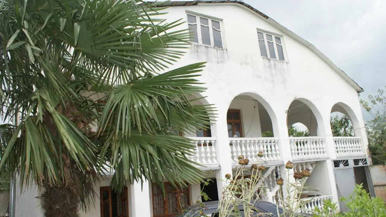 Guest white house with Terrace