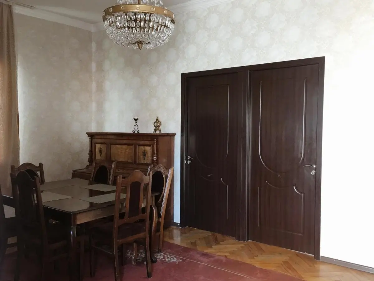 Eka Guest House
