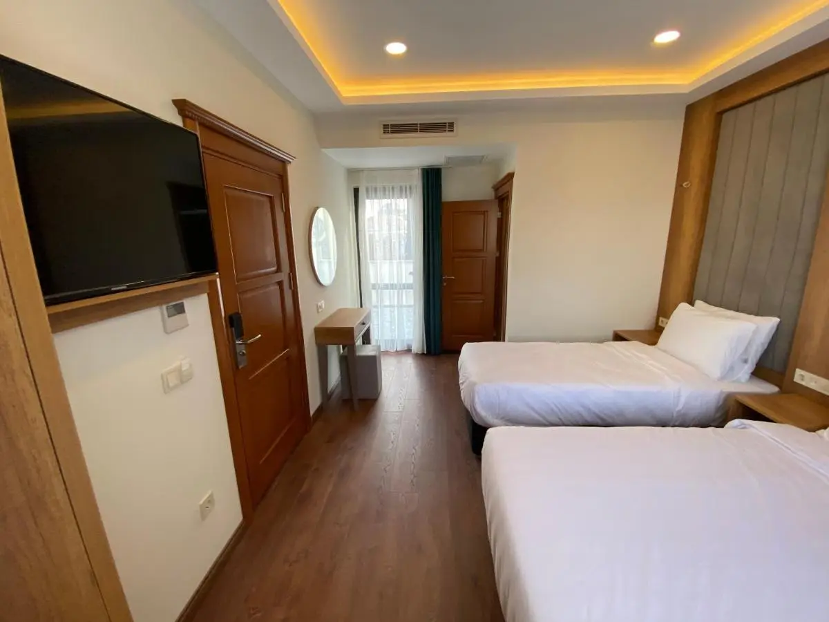 Pege Hotel