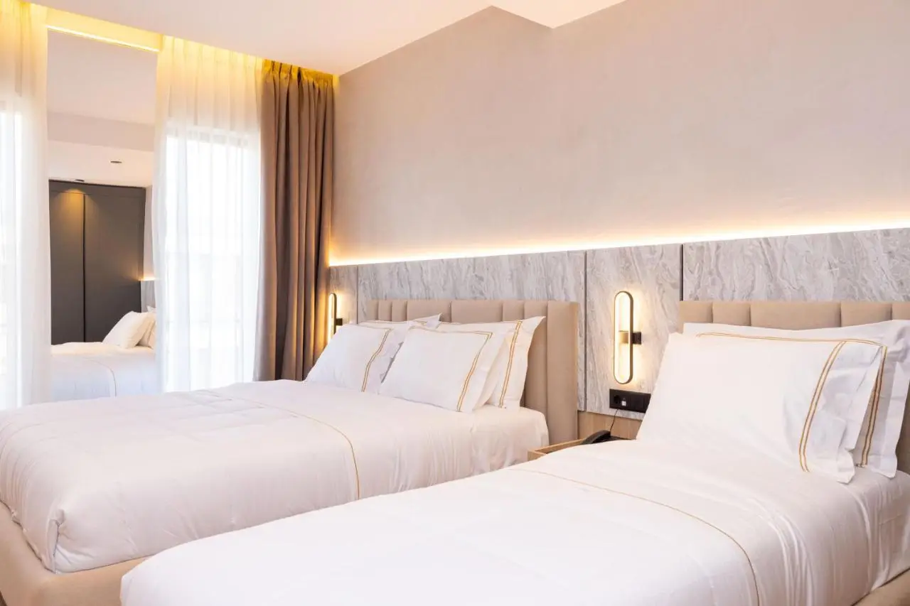 Tris3 Hotel