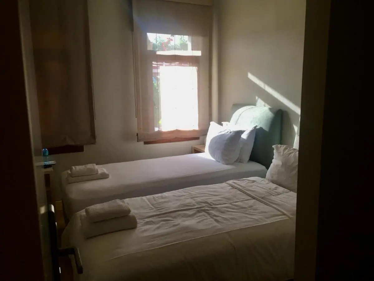 Teos Lodge Pansiyon