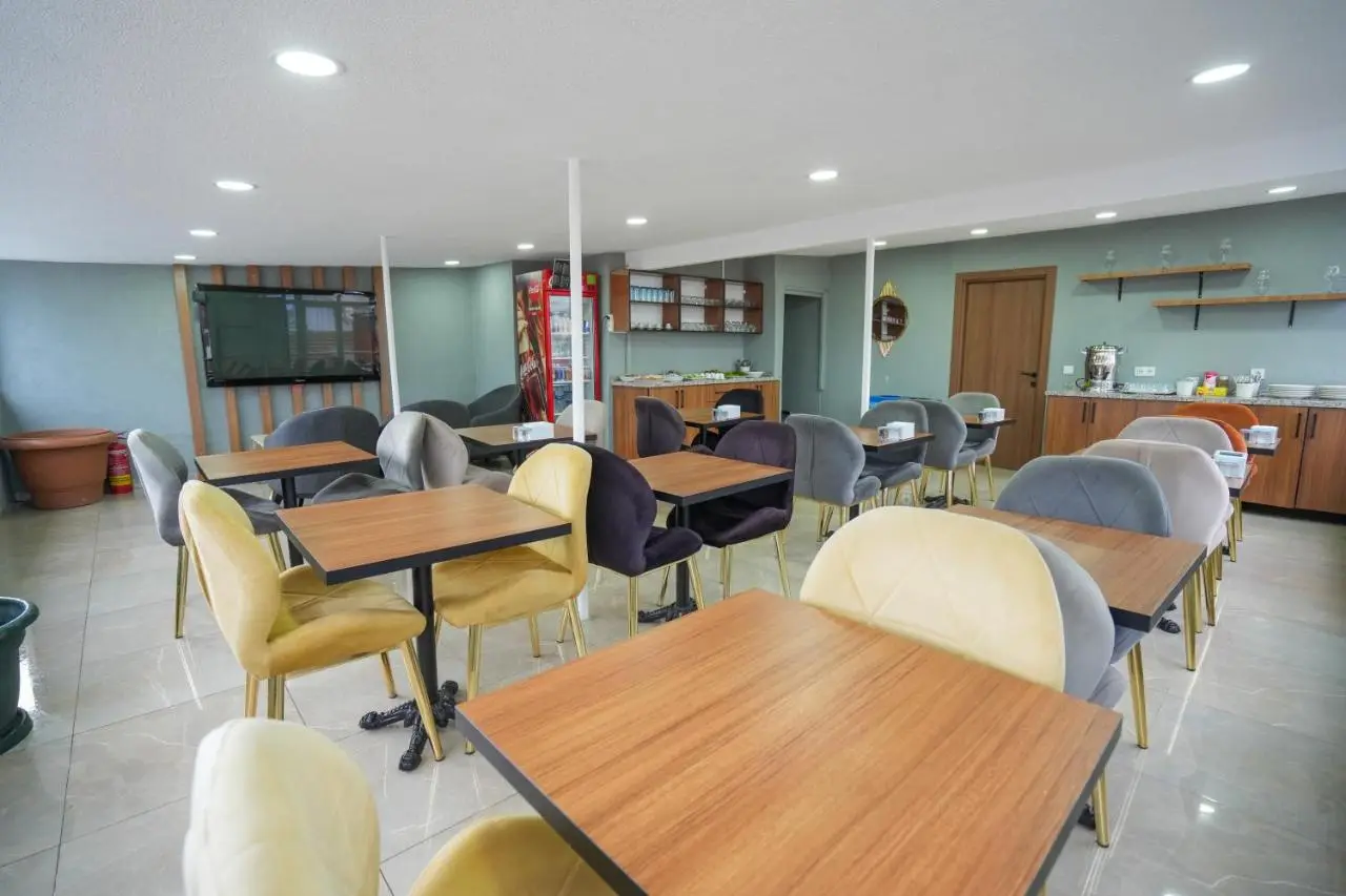 Luka Suit Hotel