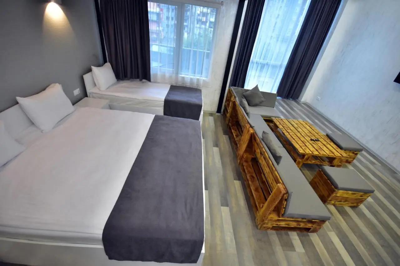 LIBERECO Aparthotel