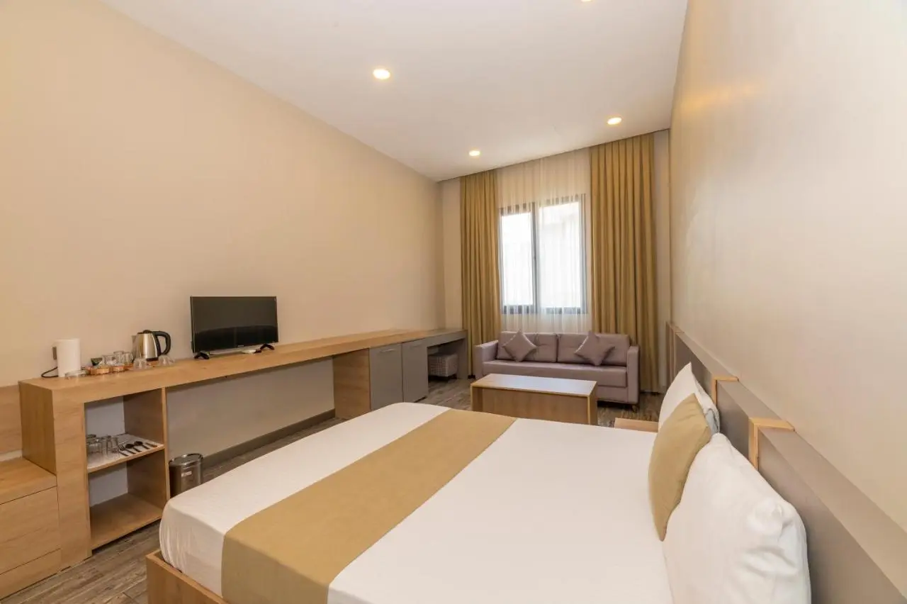 Agora Suites