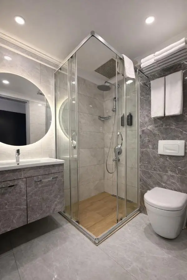 Peak Star Hotel