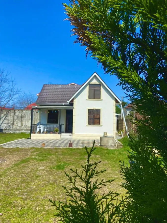 Praqa House