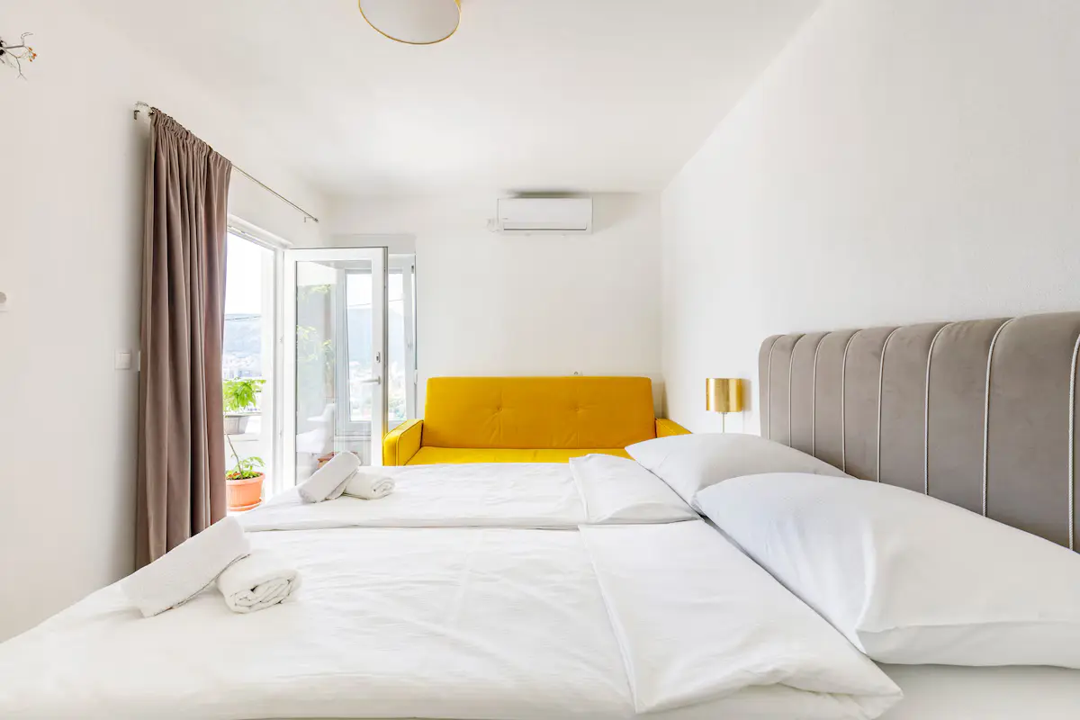 Sunset apartments with private pool and views