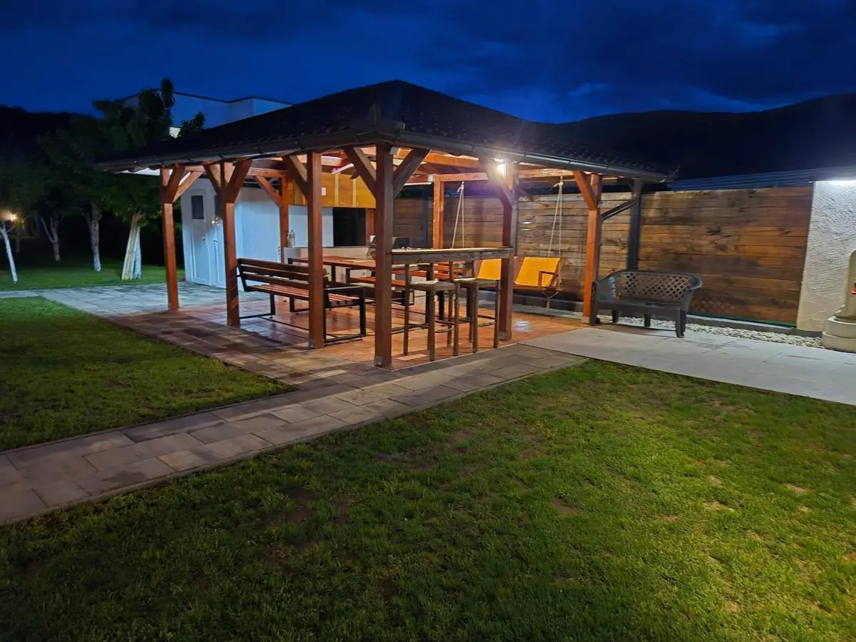 River home - Villa Sara