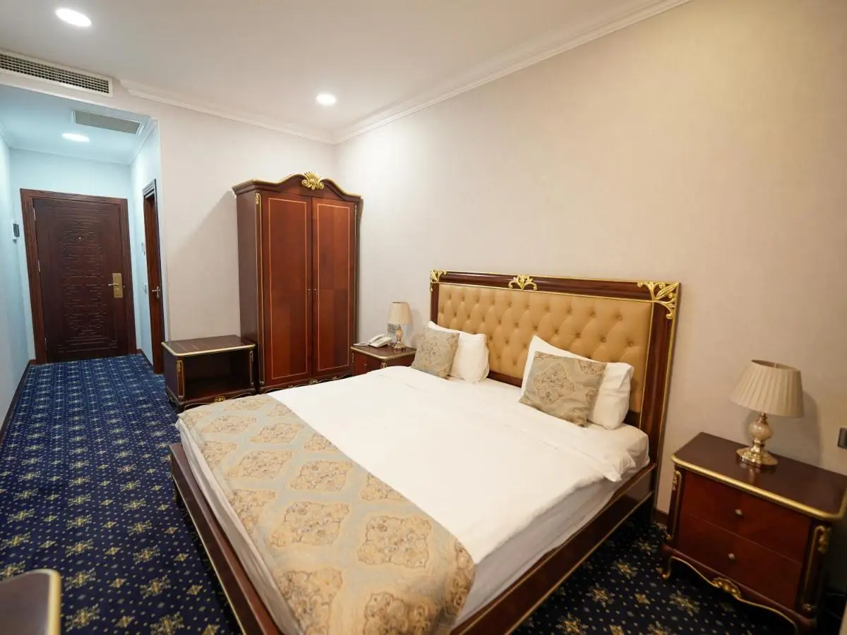Shah Palace Luxury Museum Hotel