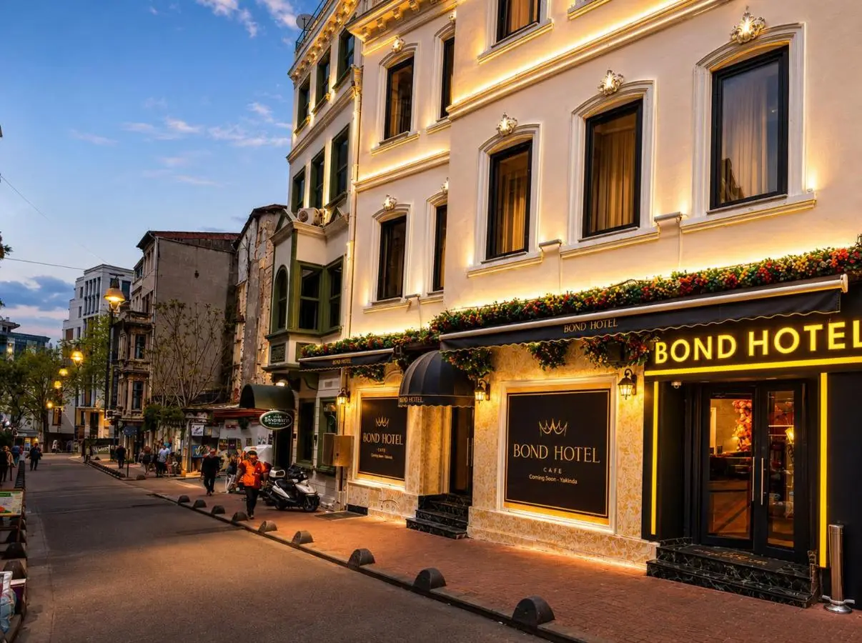 Bond Hotel