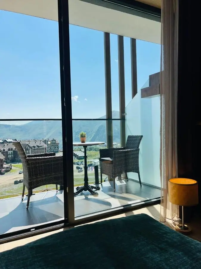 Atrium, new Gudauri