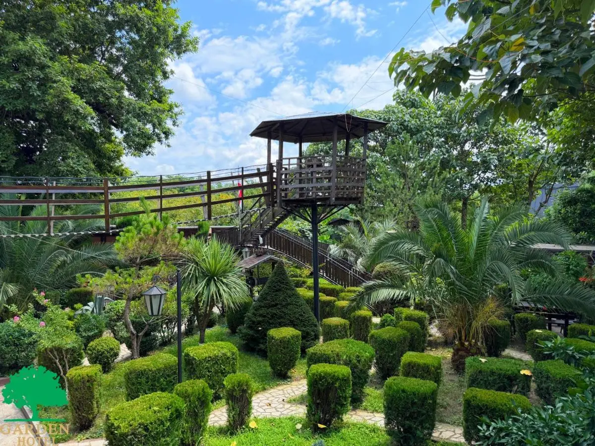 Garden Hotel