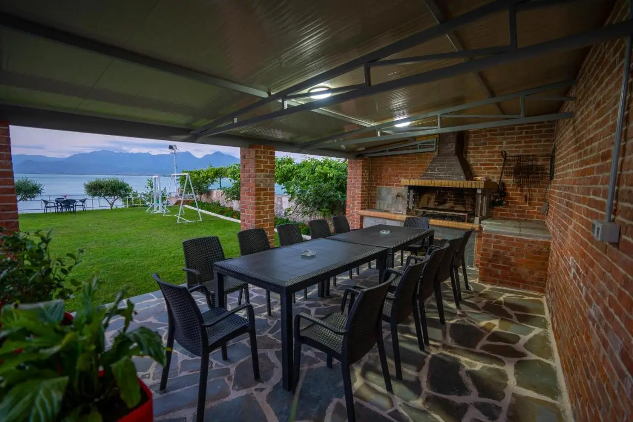 Xhuli Guesthouse