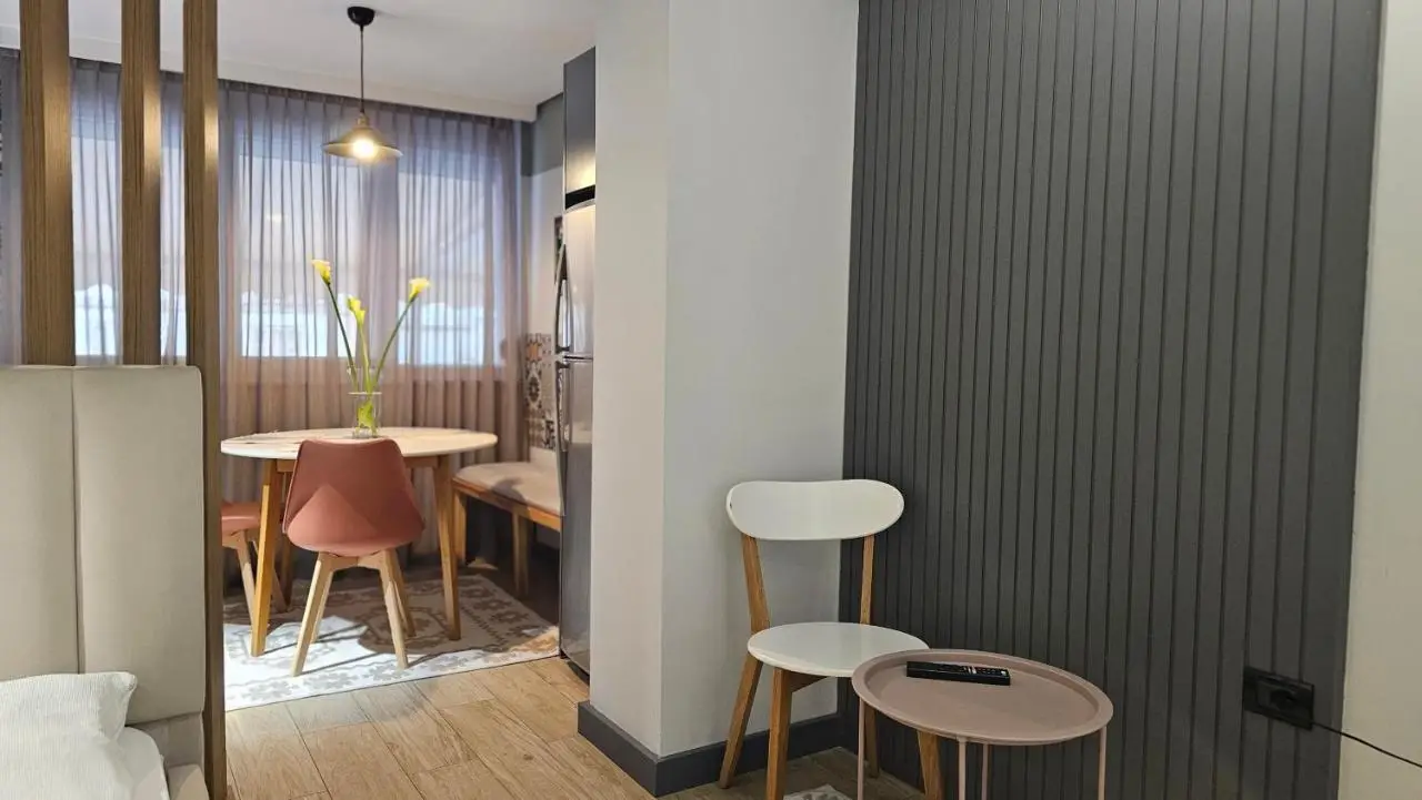 TAM Center Studio Apartment Next To Blloku No1