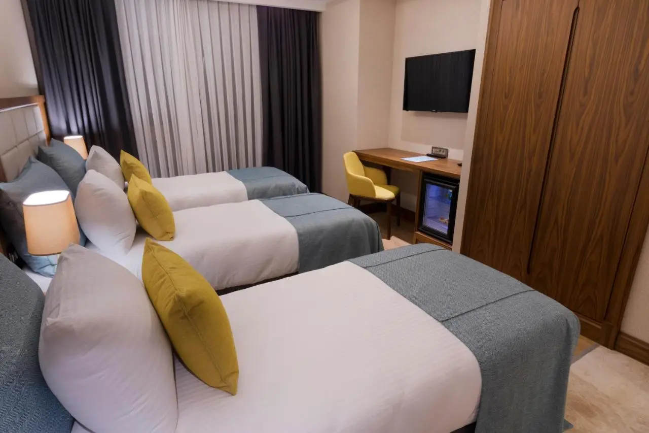 Endless Art Hotel-Special Category