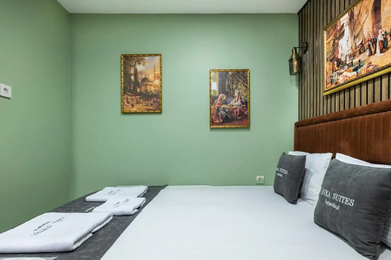 AYKA APART SUiTES OLD CITY