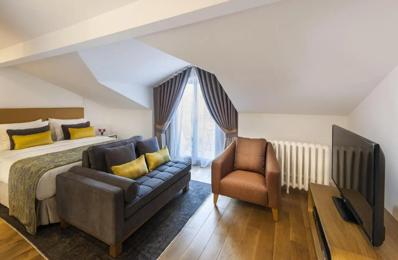 Nevv Bosphorus Hotel
