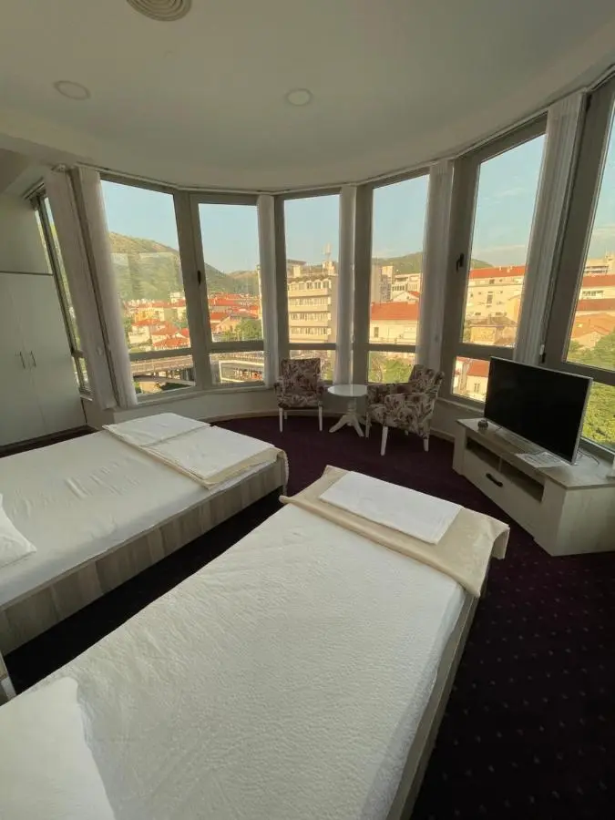 Lux Apartments