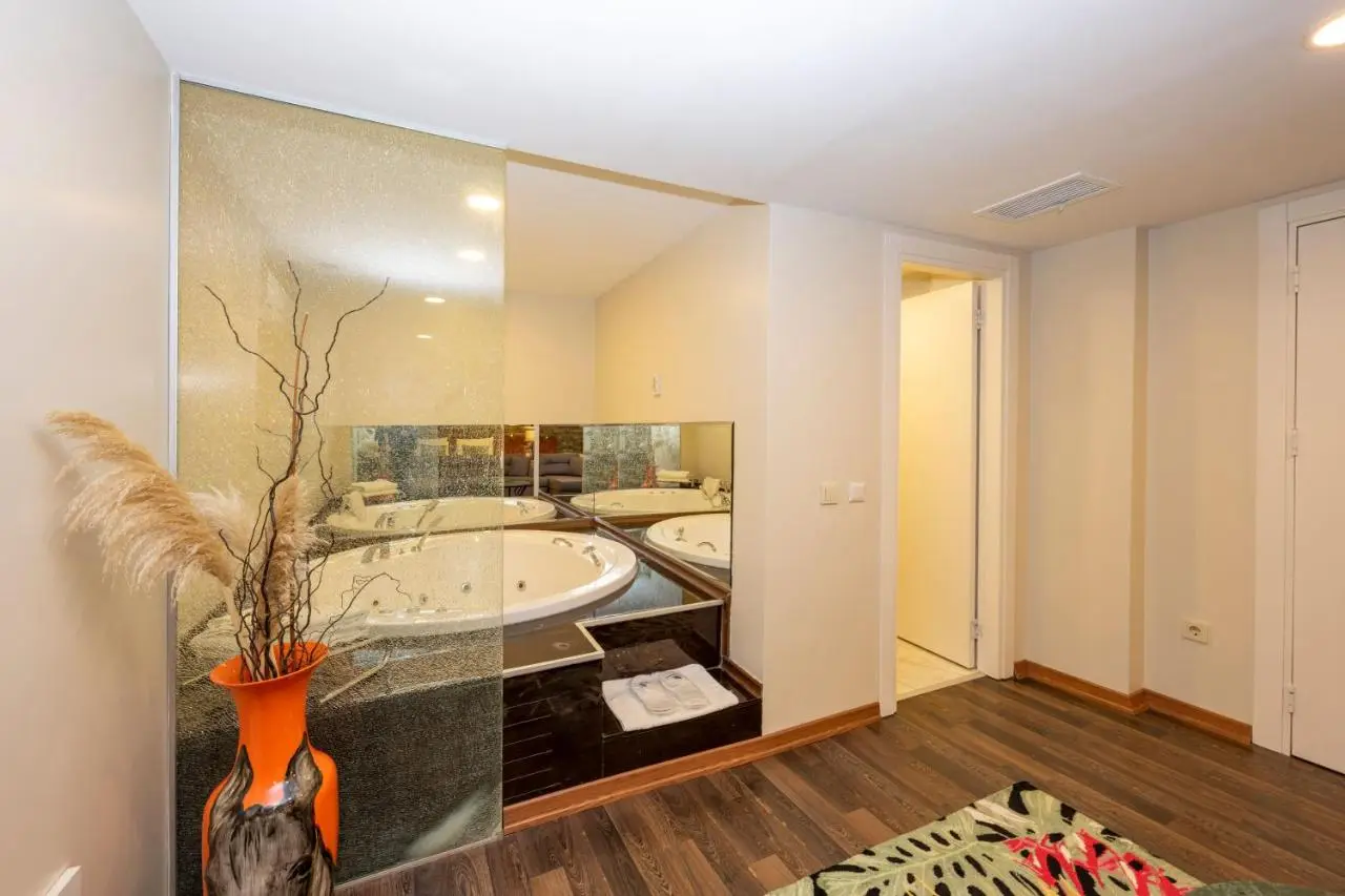 The Marions Suite - Central Comfortable Stay in Taksim