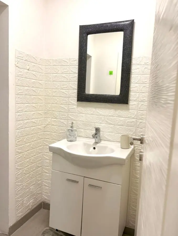 Apartment Azra