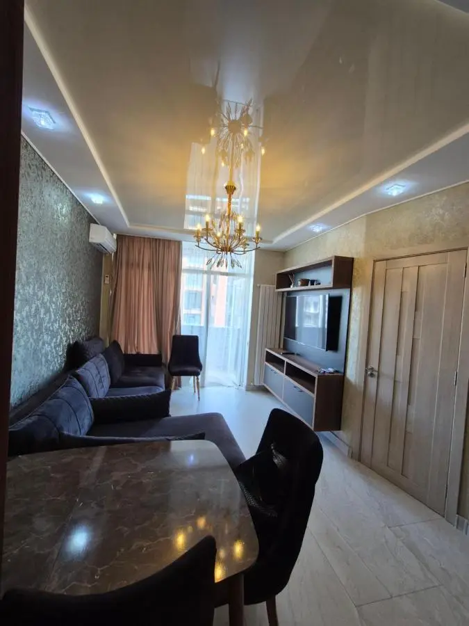 50 meters from the Black Sea coast, Malo