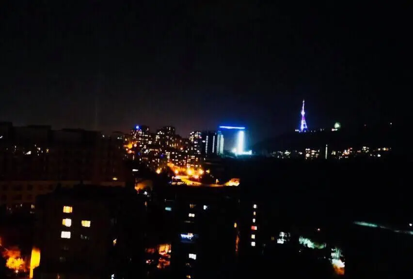 Sol's M2 White Modern Apartments