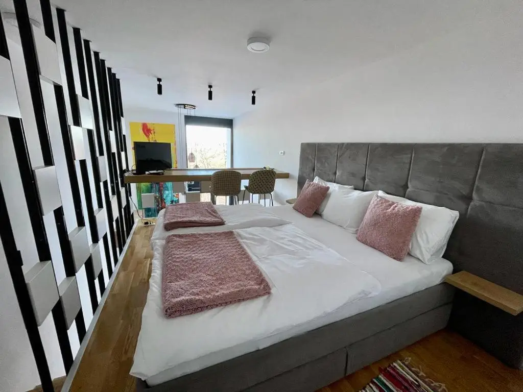 Bjelasnica Tuzlaks Apartment -SAUNA-free parking