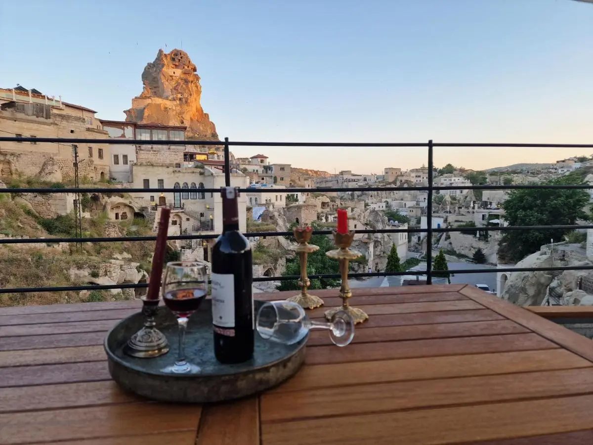 Serenus Cave Suites