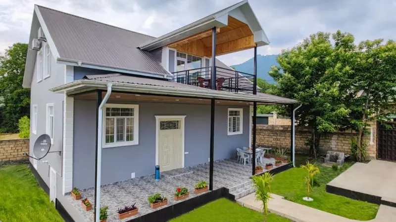 Villa with mountain view