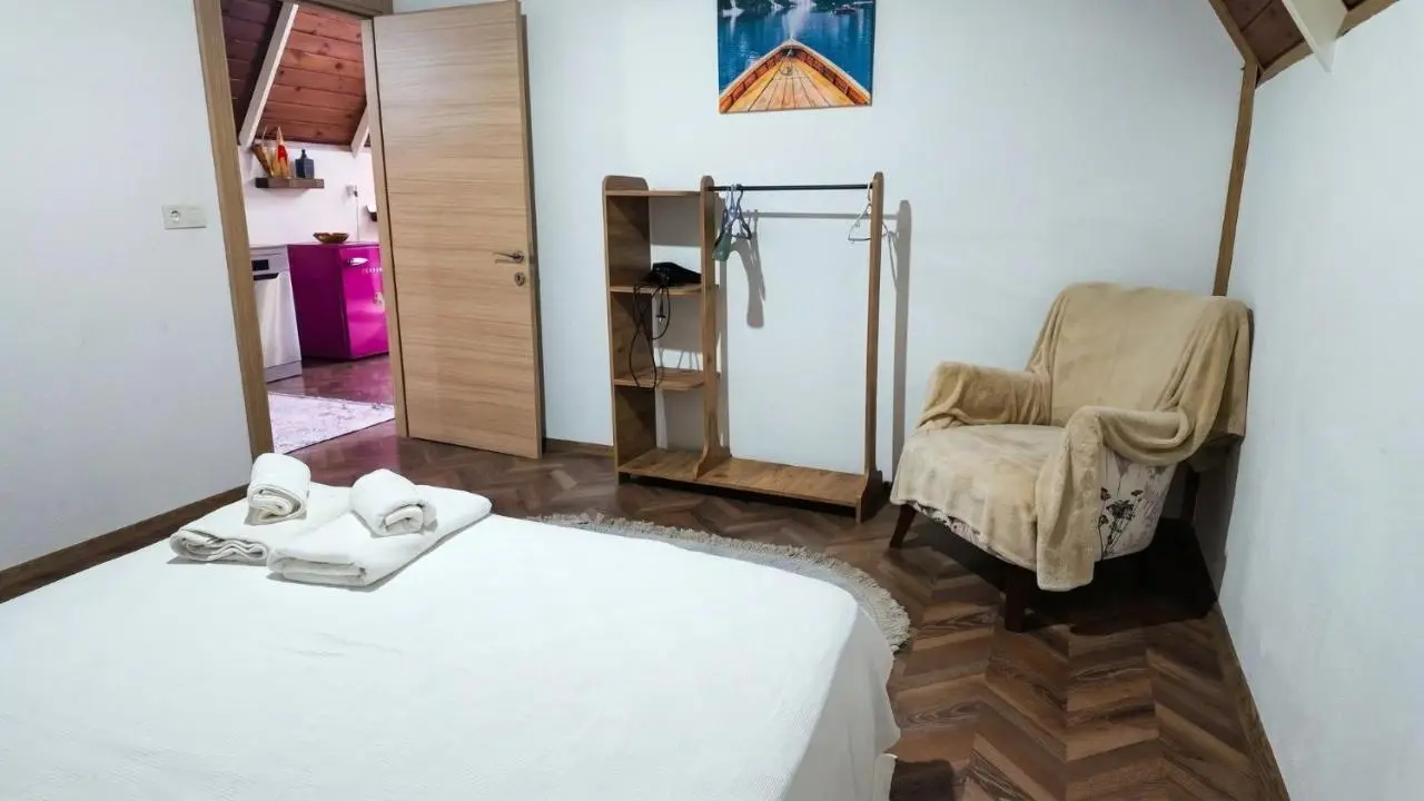 Maşukiye pink house bungalow