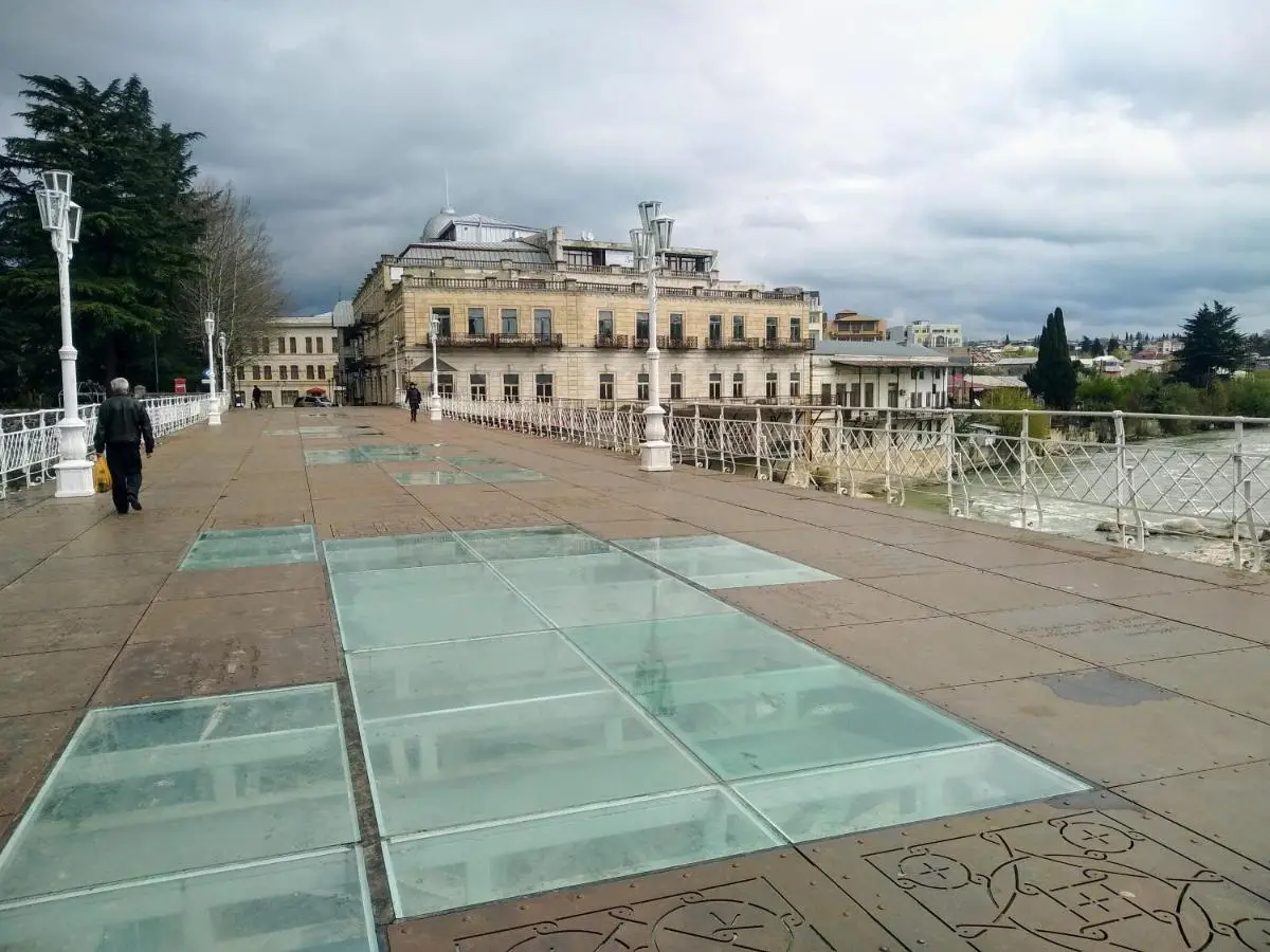 Hotel Edemi Castle