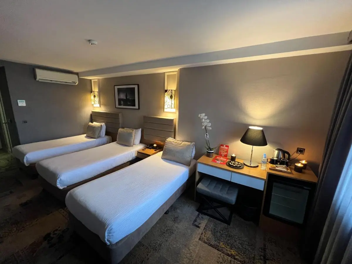 All Seasons Hotel