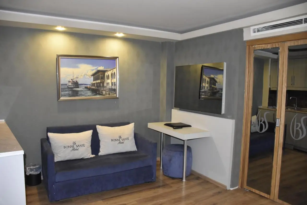 Bonne Sante Hotel