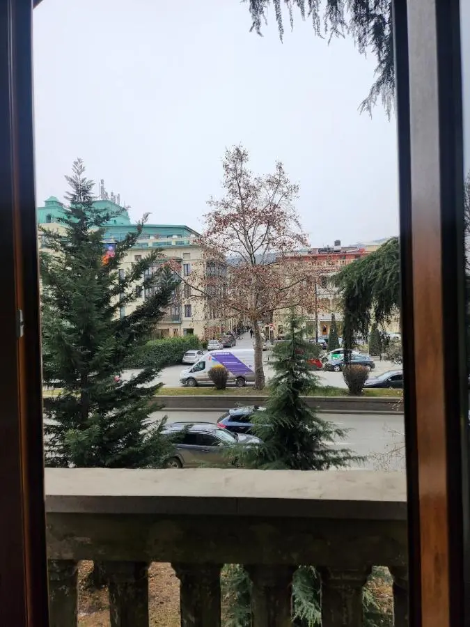 75 sqm Old Tbilisi Daily&Monthly 1-BD Apt