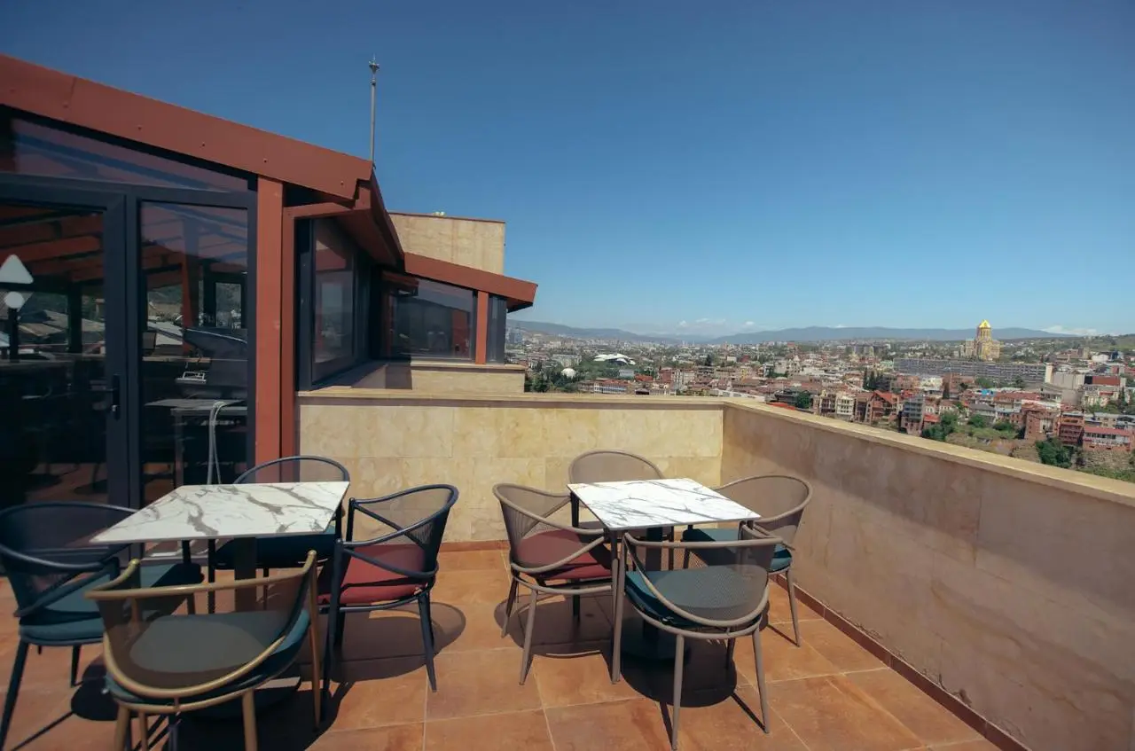 King Tamar Hotel By Luxuria Hotels