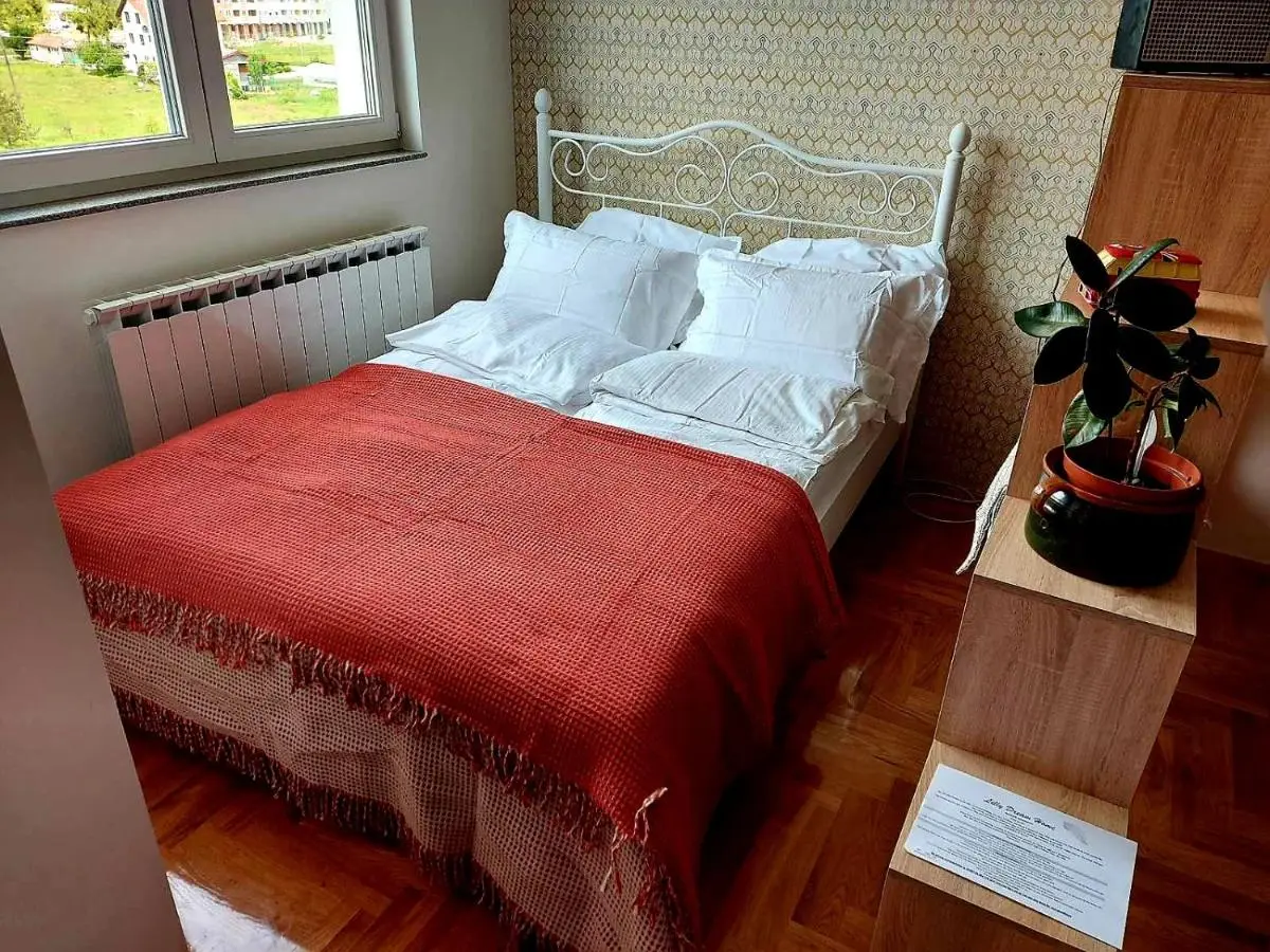 Lilly Dream Home Apartment Retro Back to 60s and 70s Sarajevo