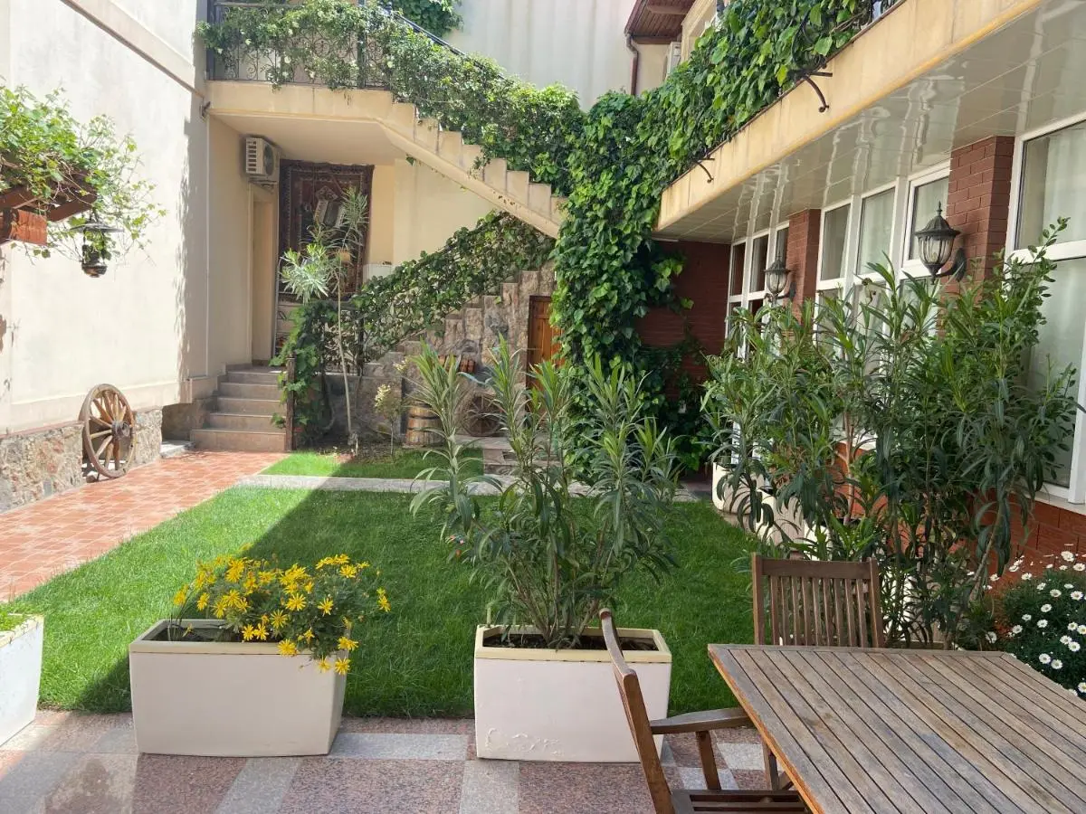 East Legend Hotel
